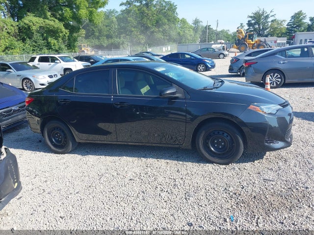 2019 Toyota COROLLA LE thumbnail 13