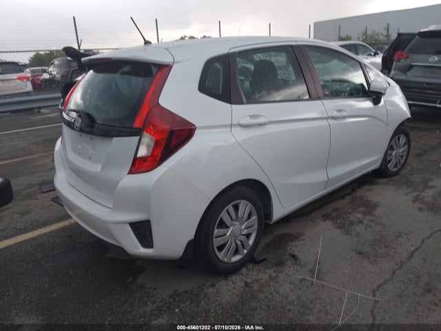 2017 Honda FIT LX — фото 4