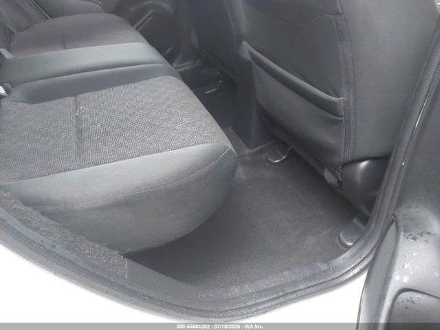 2017 Honda FIT LX — фото 8