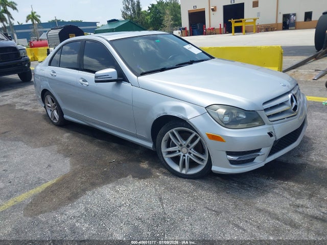 2013 Mercedes-BENZ C 250 SPORT — фото 1