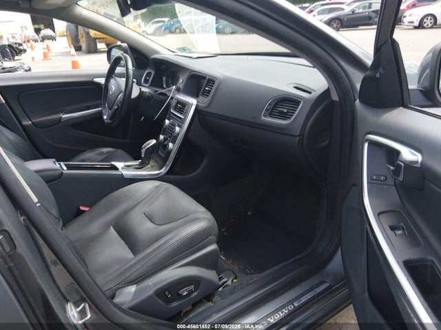 2016 Volvo S60 T5 DRIVE-E PREMIER — фото 5
