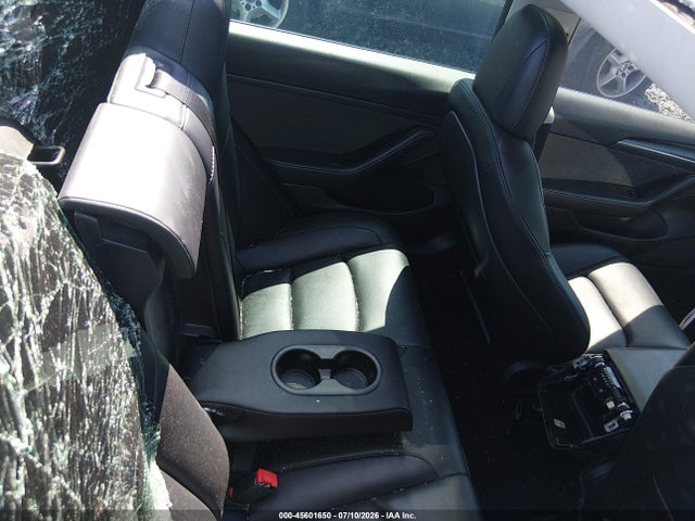 صورة 8 لـ 2022 Tesla MODEL 3 LONG RANGE DUAL MOTOR ALL-WHEEL DRIVE