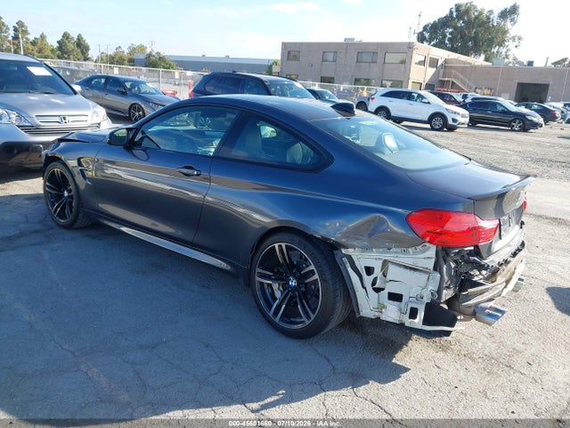 صورة 3 لـ 2015 BMW M4