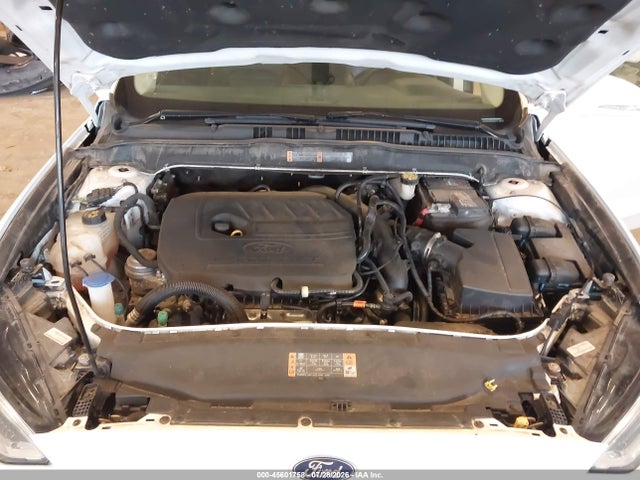 2017 FORD FUSION SE photo 10