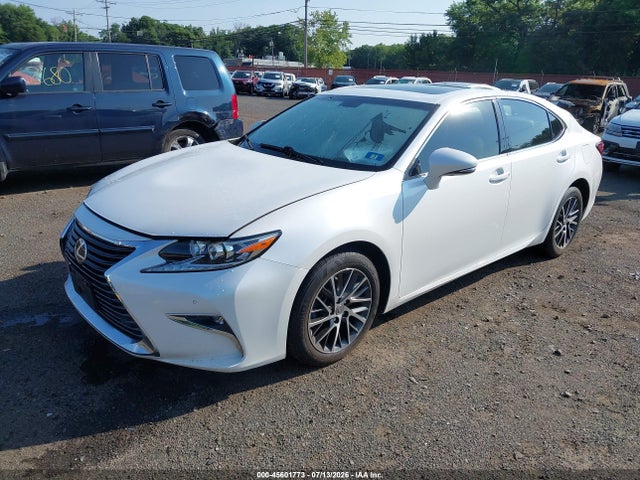 2016 Lexus ES 350 — фото 2