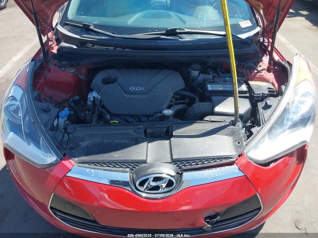 صورة 10 لـ 2013 Hyundai VELOSTER BASE W/GRAY