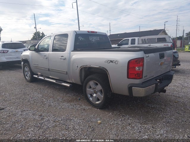 2010 Chevrolet SILVERADO 1500 LTZ 照片 3