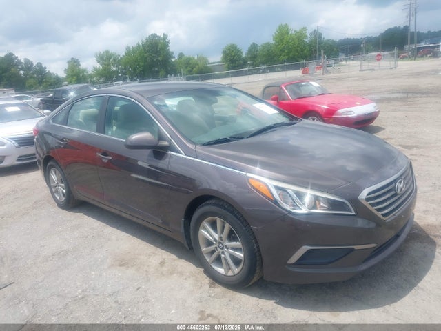 2017 Hyundai SONATA SE 照片 1