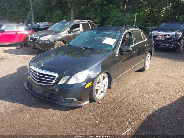 صورة 2 لـ 2011 Mercedes-BENZ E 550 4MATIC