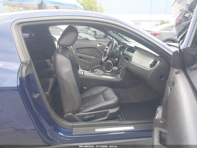 صورة 5 لـ 2012 FORD MUSTANG V6 PREMIUM
