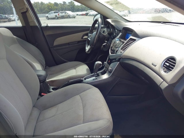 صورة 5 لـ 2011 Chevrolet CRUZE 1LT