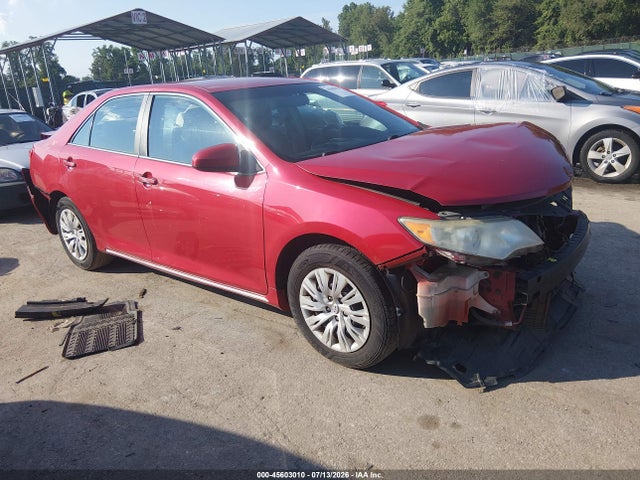 2013 TOYOTA CAMRY LE