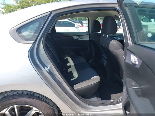 2024 KIA FORTE LXS 照片 8