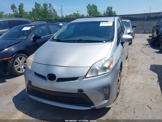 صورة مصغرة 12 لـ 2012 Toyota PRIUS THREE