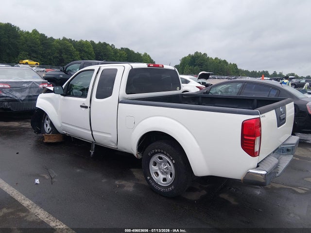 صورة 3 لـ 2015 Nissan FRONTIER S