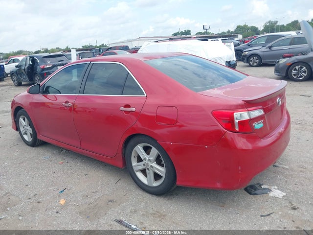 2014 Toyota CAMRY SE — фото 3