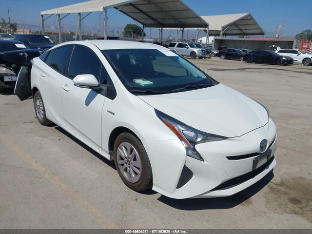 2017 Toyota PRIUS TWO — фото 1