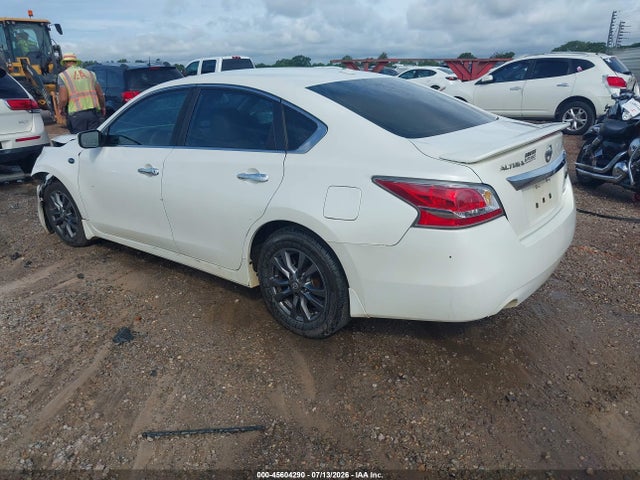 2015 Nissan ALTIMA 2.5 S — фото 3