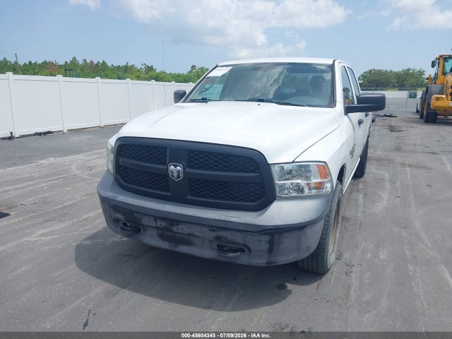 صورة 2 لـ 2019 RAM 1500 CLASSIC TRADESMAN 4X4 6'4 BOX