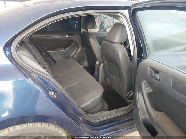 صورة 8 لـ 2011 Volkswagen JETTA 2.5L SE