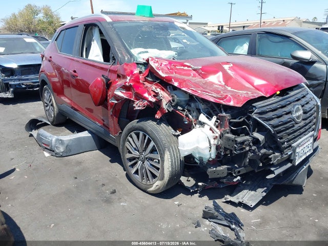 2024 NISSAN KICKS SV XTRONIC CVT