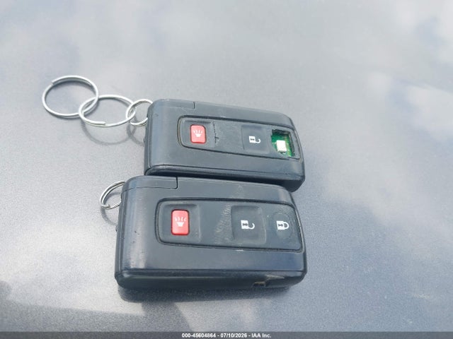 2009 Toyota PRIUS — миниатюра 11