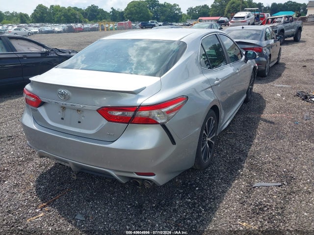 2018 Toyota CAMRY SE 照片 4
