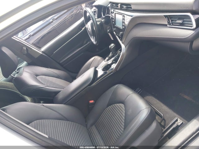 2018 Toyota CAMRY SE 照片 5