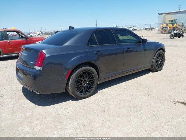 2019 CHRYSLER 300 TOURING 4
