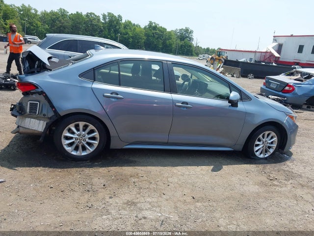 صورة مصغرة 13 لـ 2022 Toyota COROLLA LE