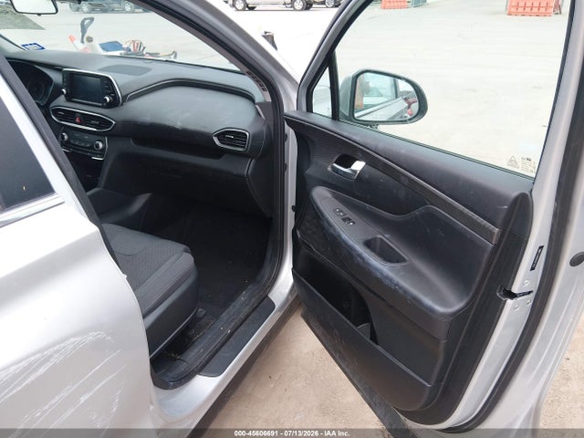 2019 HYUNDAI SANTA FE SE 5
