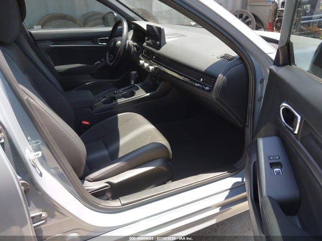 صورة 5 لـ 2024 Honda CIVIC SPORT