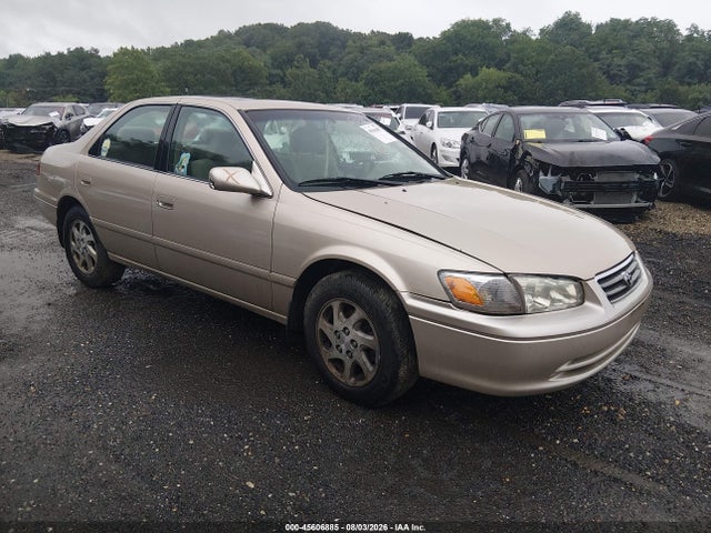 2001 TOYOTA CAMRY LE V6