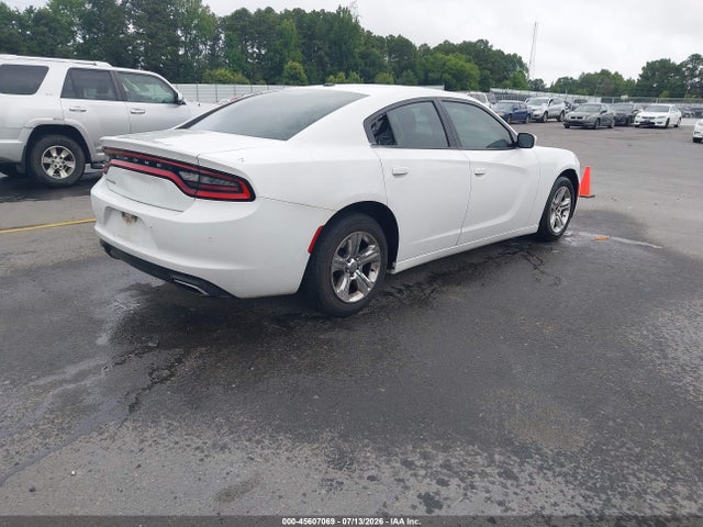 صورة 4 لـ 2016 Dodge CHARGER SE