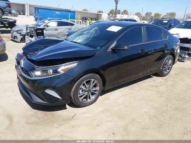 2023 KIA FORTE LXS 2