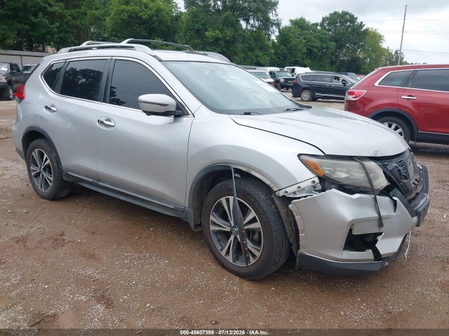 2017 NISSAN ROGUE SL