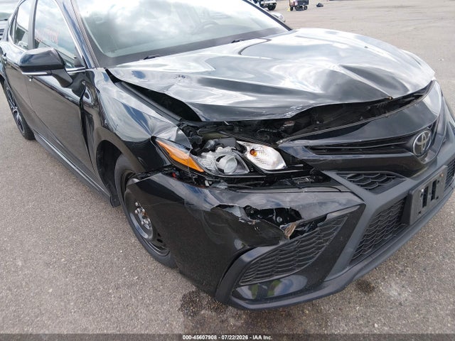 صورة 6 لـ 2022 Toyota CAMRY SE