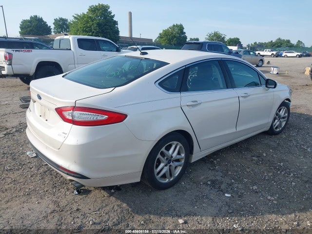 2015 FORD FUSION SE 照片 4