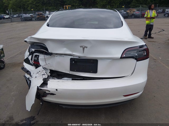 2021 TESLA MODEL 3 STANDARD RANGE PLUS REAR-WHEEL DRIVE 17