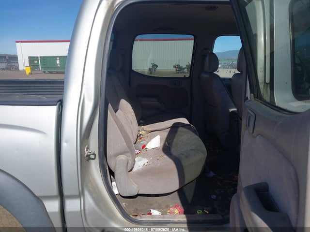 2002 Toyota TACOMA PRERUNNER V6 photo 8
