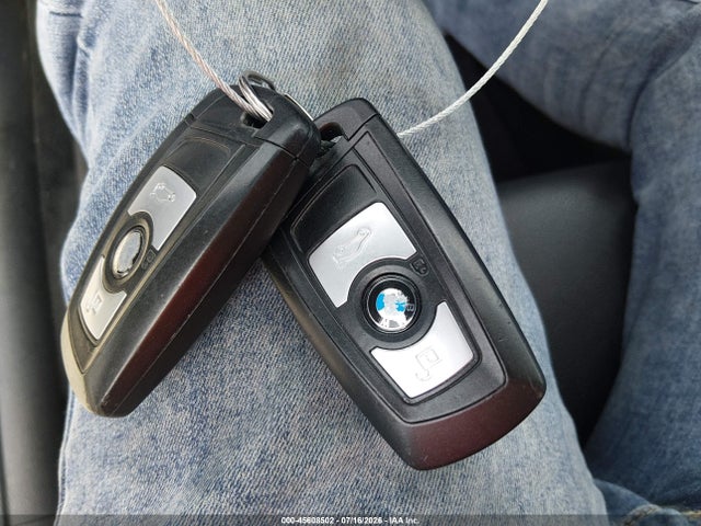 2015 BMW 320I XDRIVE 缩略图 11