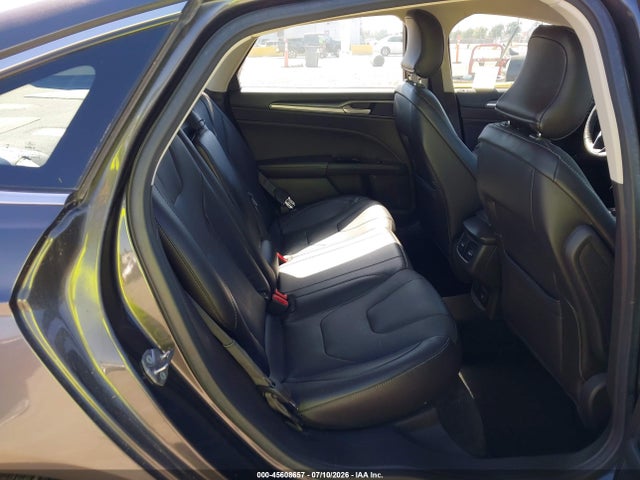 صورة 8 لـ 2016 FORD FUSION TITANIUM