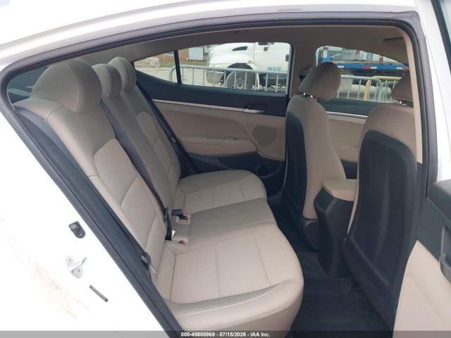 2019 HYUNDAI ELANTRA SE 8