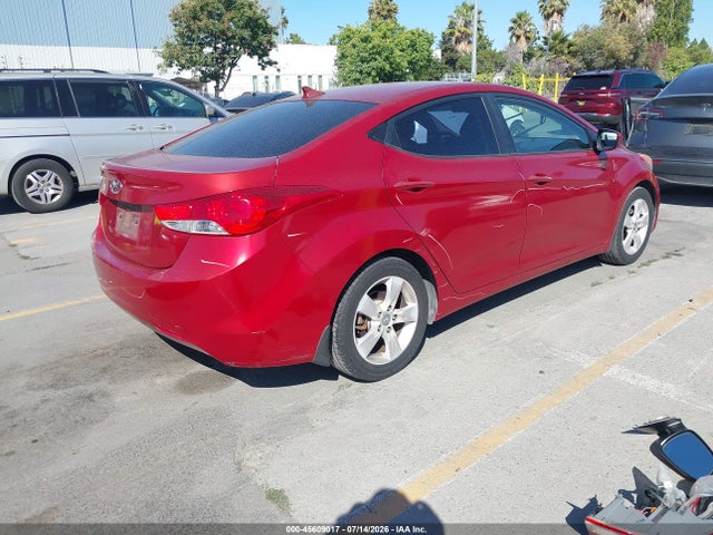 2013 Hyundai ELANTRA GLS — фото 4