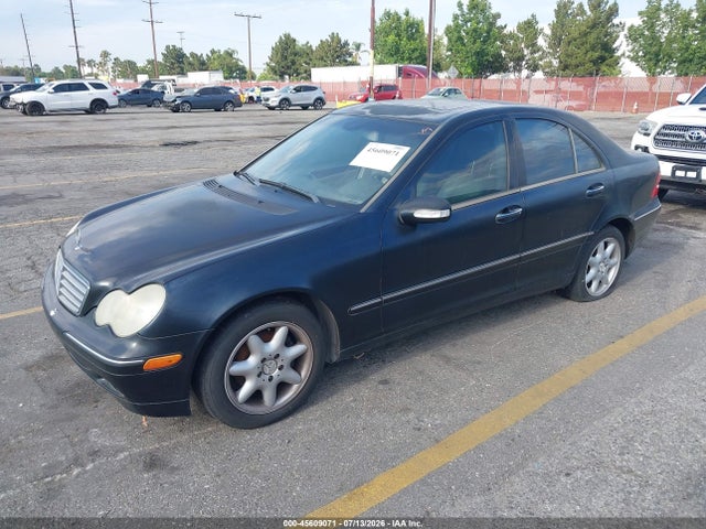 صورة مصغرة 2 لـ 2004 Mercedes-BENZ C 240