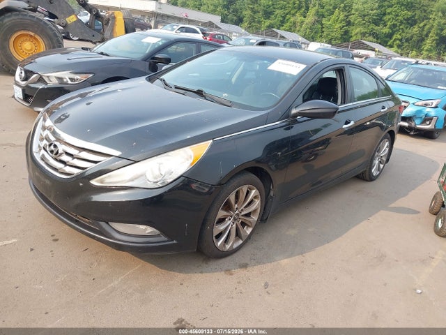 2013 Hyundai SONATA SE 照片 2