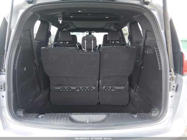 2019 CHRYSLER PACIFICA 35TH ANNIVERSARY LIMITED 16