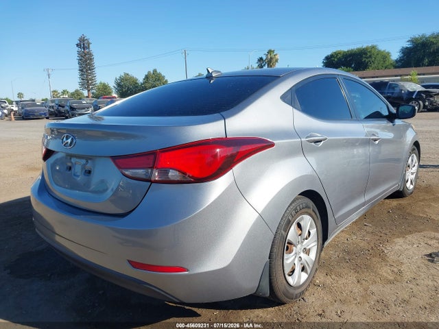 صورة 4 لـ 2016 Hyundai ELANTRA SE