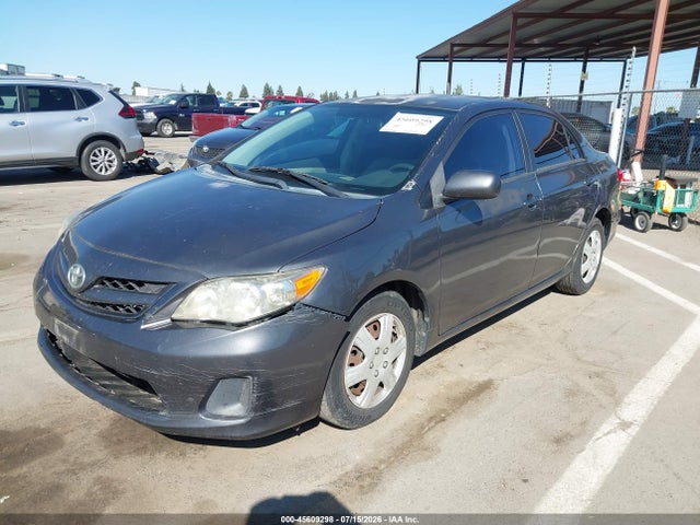 2011 Toyota COROLLA LE 照片 2