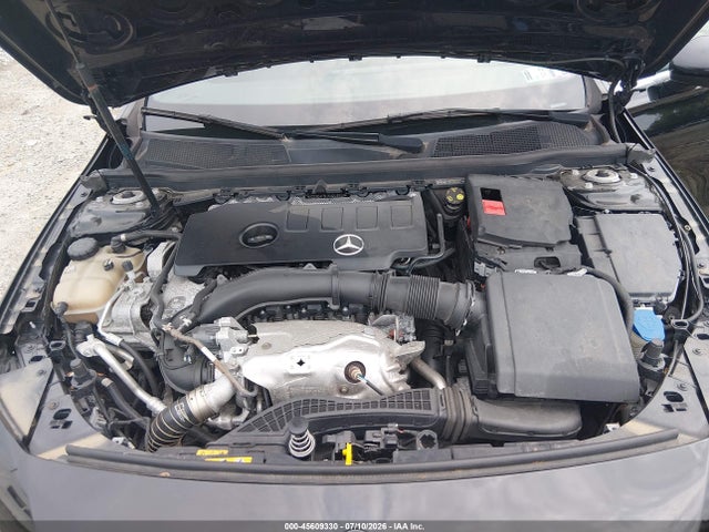 2019 MERCEDES-BENZ A 220 4MATIC 10